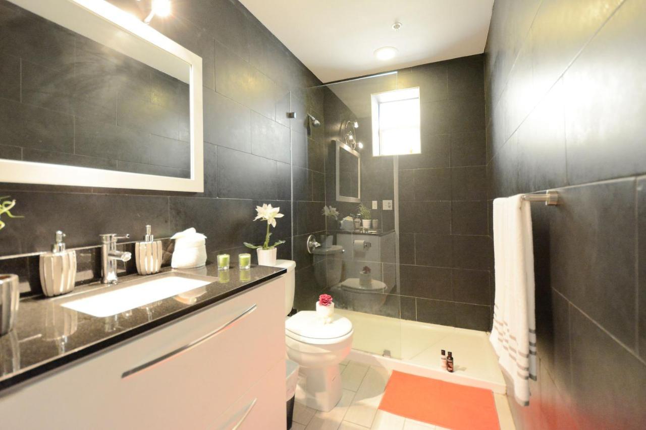 Ocean Drive Apartment Suites In ميامي بيتش المظهر الخارجي الصورة