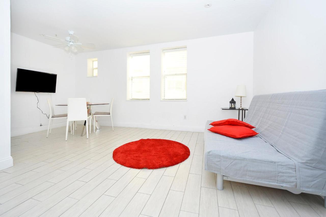 Ocean Drive Apartment Suites In ميامي بيتش المظهر الخارجي الصورة