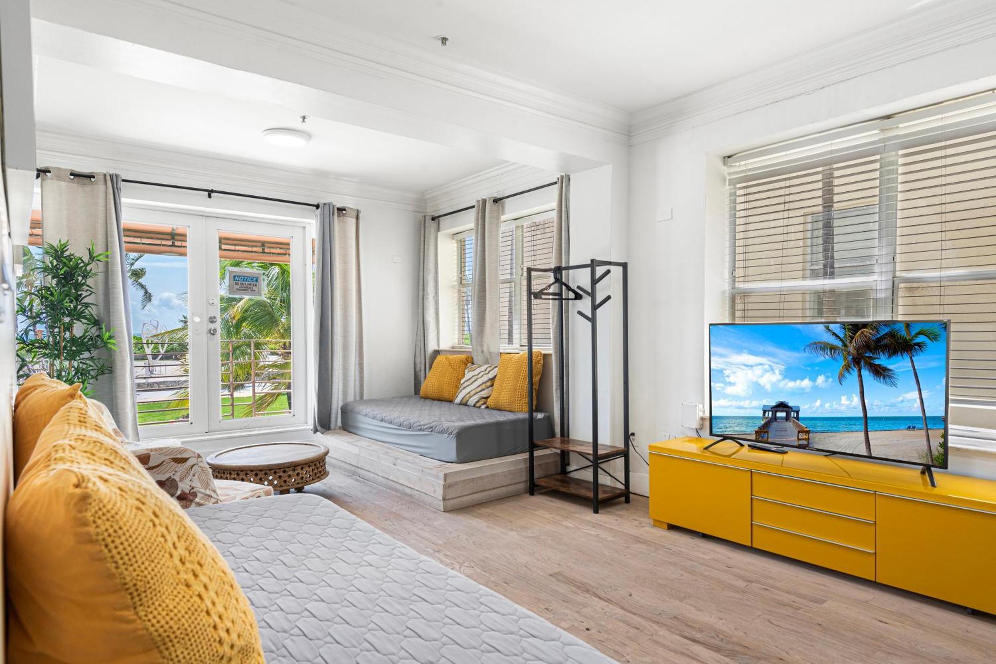 Ocean Drive Apartment Suites In ميامي بيتش المظهر الخارجي الصورة