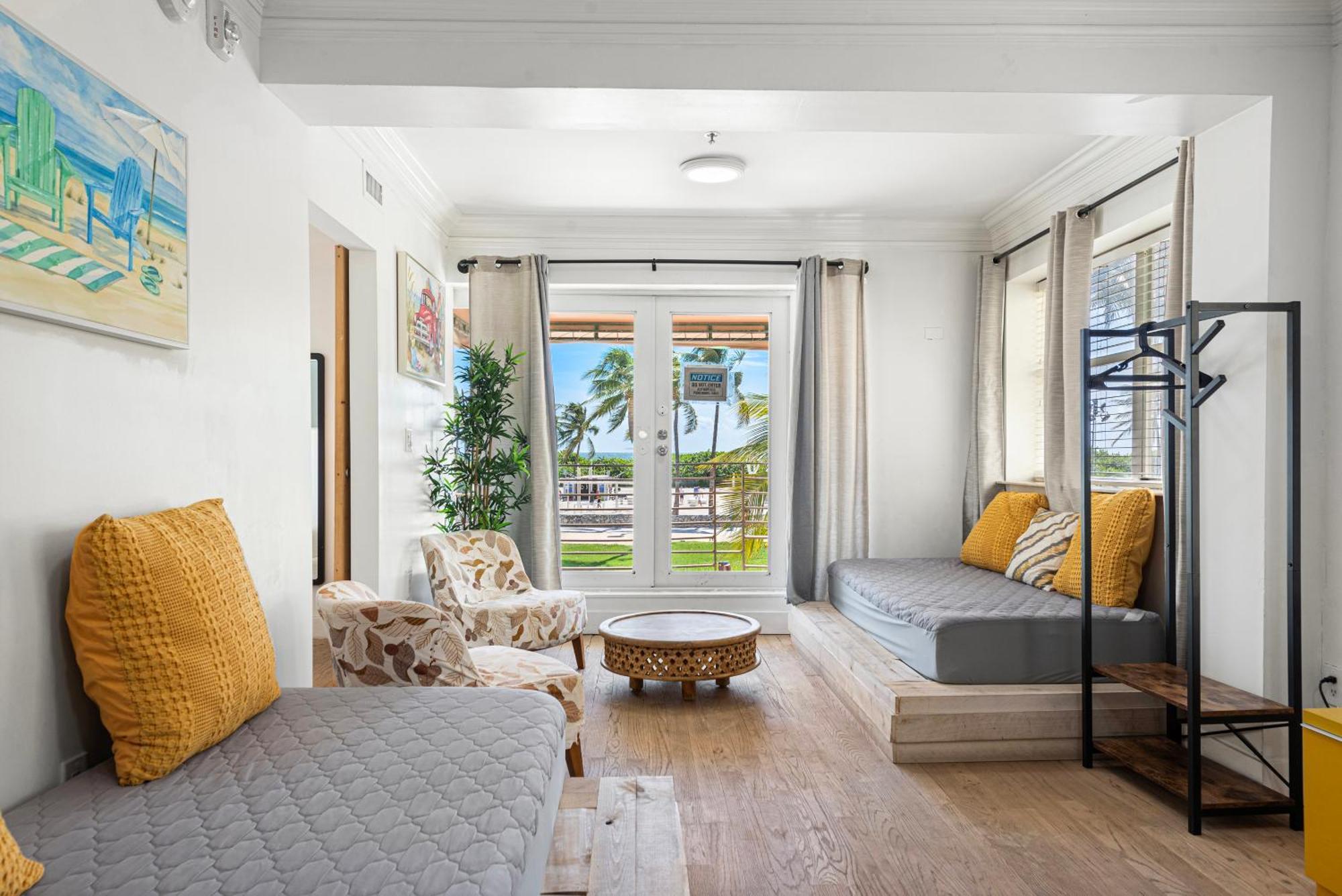 Ocean Drive Apartment Suites In ميامي بيتش المظهر الخارجي الصورة