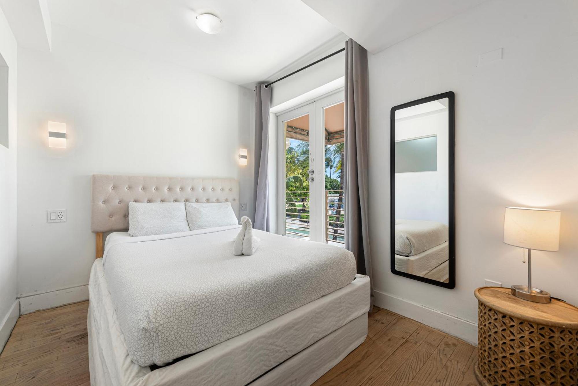 Ocean Drive Apartment Suites In ميامي بيتش المظهر الخارجي الصورة