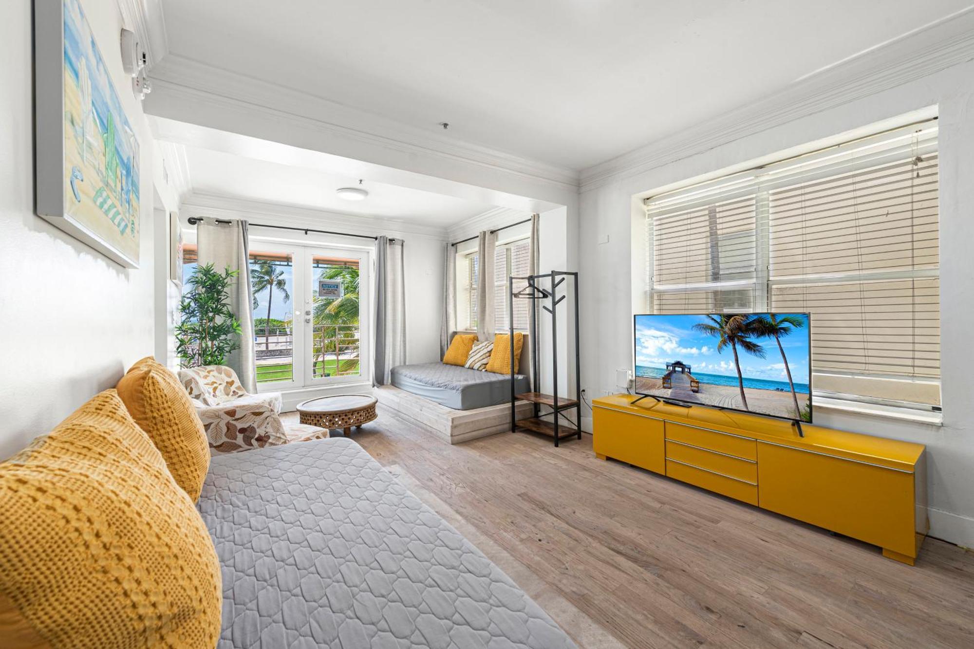 Ocean Drive Apartment Suites In ميامي بيتش المظهر الخارجي الصورة