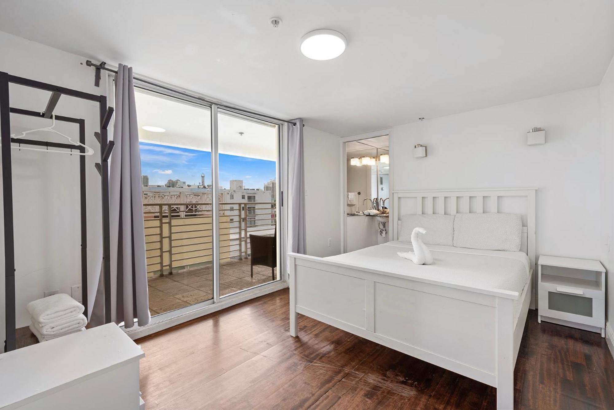 Ocean Drive Apartment Suites In ميامي بيتش المظهر الخارجي الصورة
