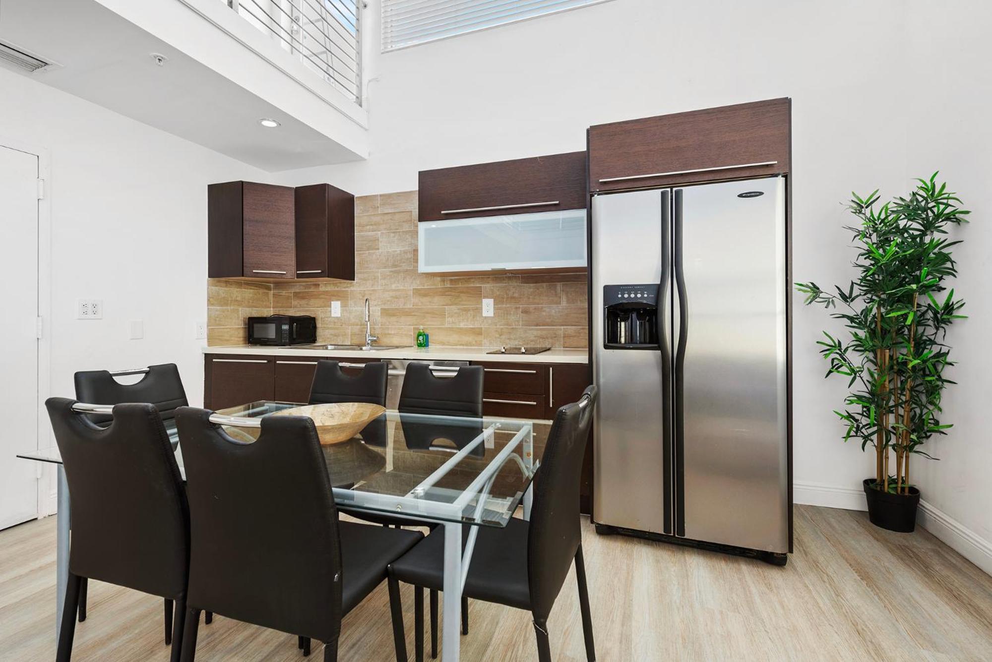 Ocean Drive Apartment Suites In ميامي بيتش المظهر الخارجي الصورة