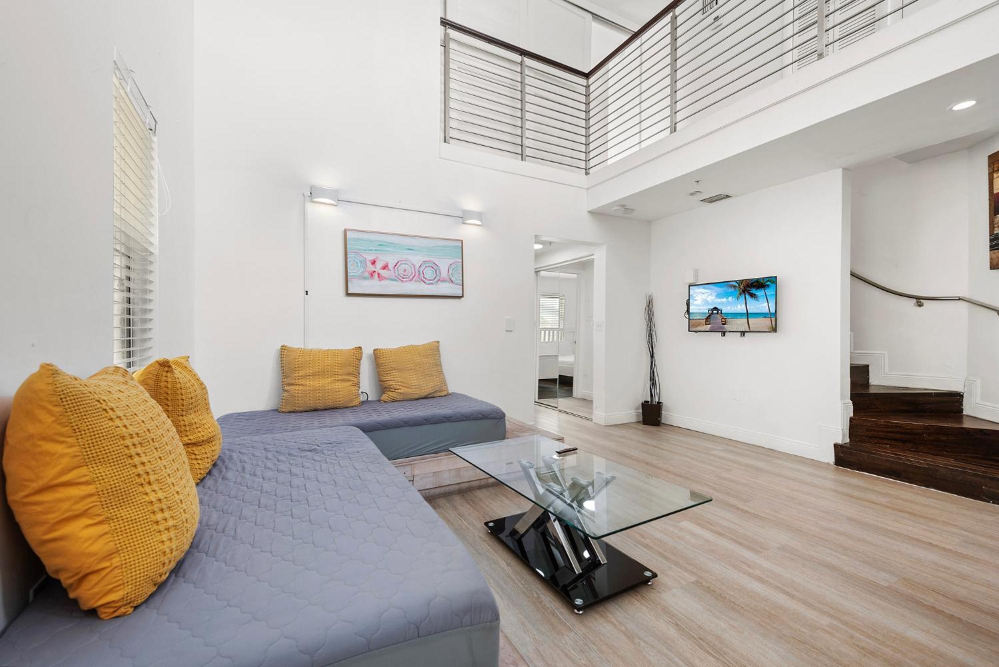 Ocean Drive Apartment Suites In ميامي بيتش المظهر الخارجي الصورة