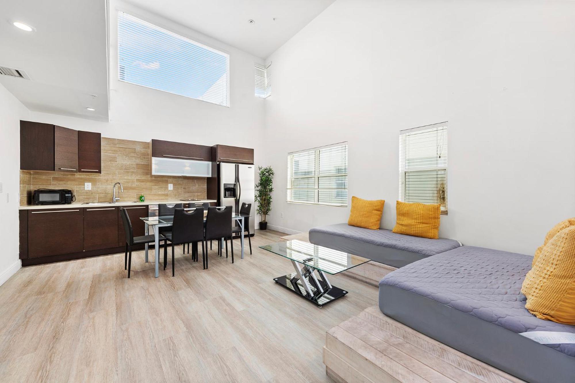 Ocean Drive Apartment Suites In ميامي بيتش المظهر الخارجي الصورة